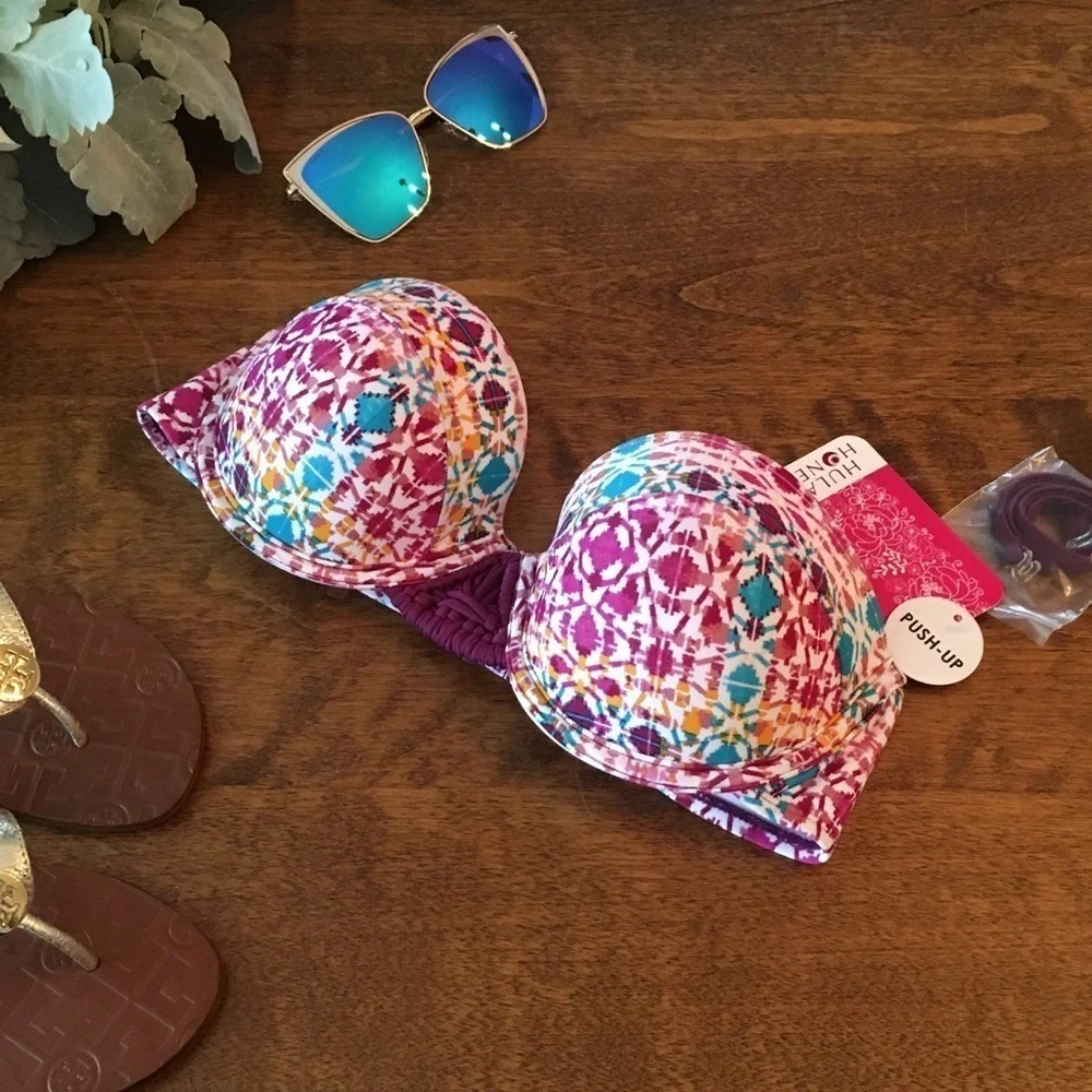 Strapless Underwire Bandeau Bikini Swim Top - Picture 2 of 3